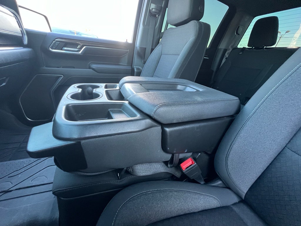 2023 Chevrolet Silverado LT