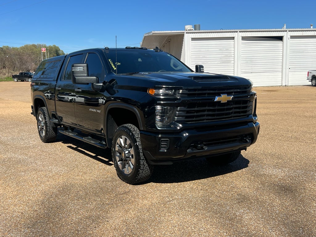 2024 Chevrolet Silverado Custom