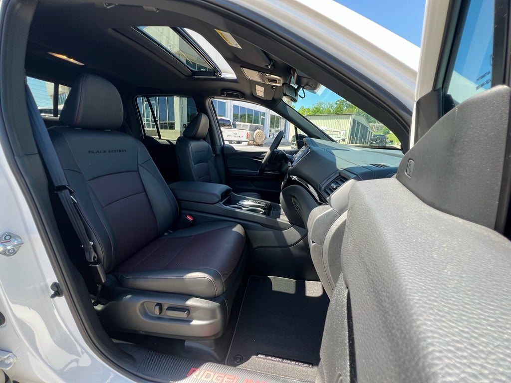 2025 Honda Ridgeline Black Edition