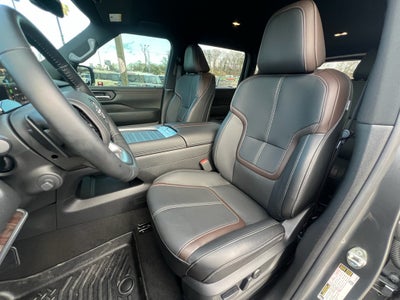 2025 Nissan Armada SL