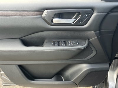 2025 Nissan Armada SL