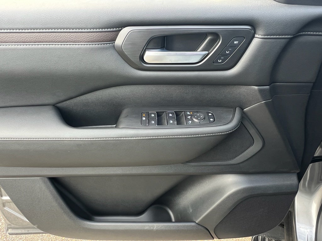 2025 Nissan Armada SL