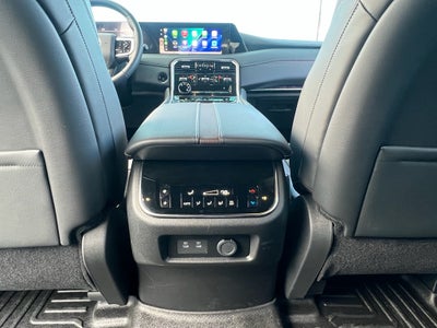 2025 Nissan Armada SL