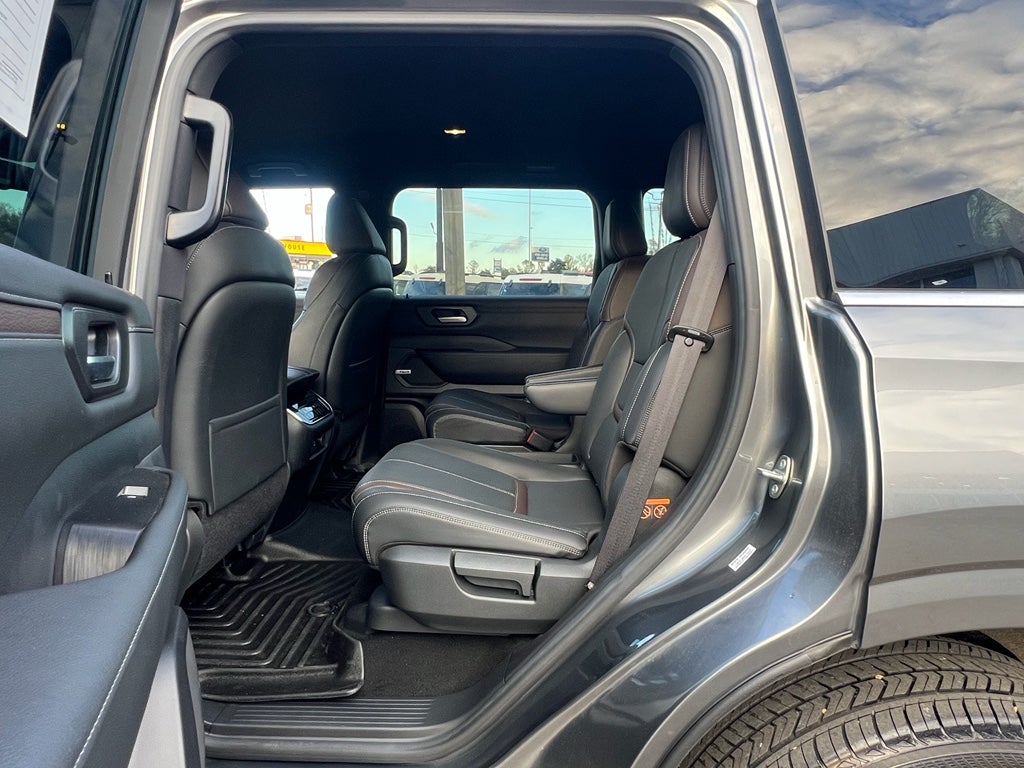 2025 Nissan Armada SL