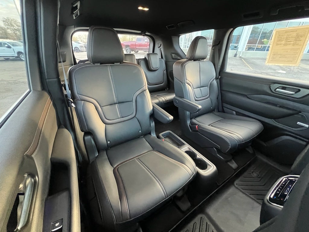 2025 Nissan Armada SL